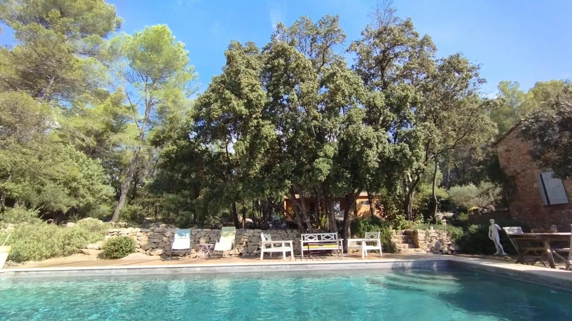 La Bergerie Des Colles Bed & Breakfast Entrecasteaux 0*,  France