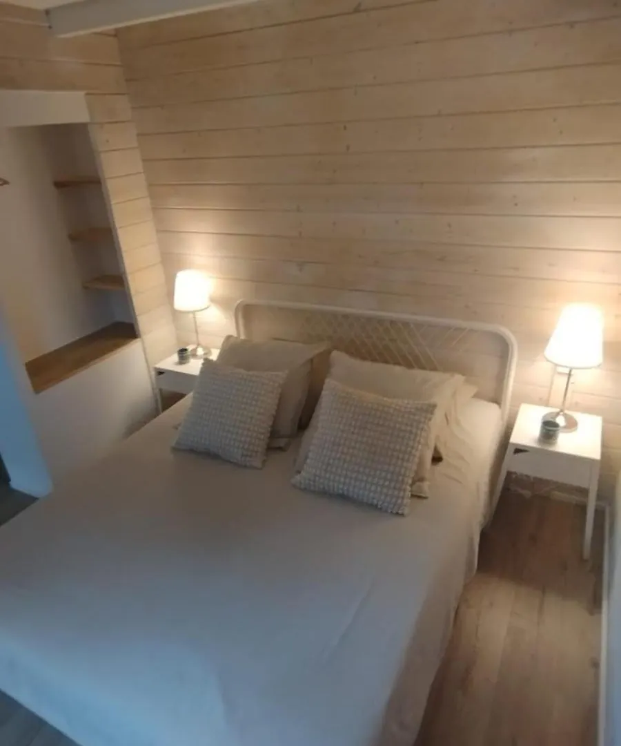 La Bergerie Des Colles Bed & Breakfast Entrecasteaux France